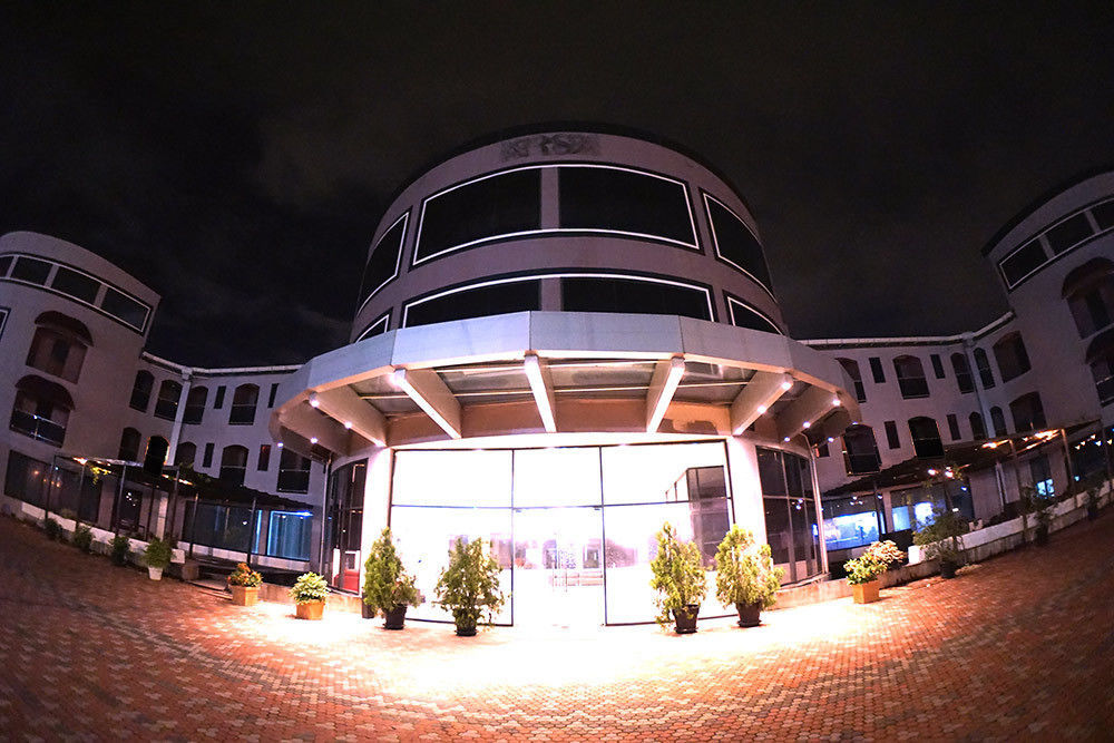 Regent Star Hotel Piarco Exterior foto